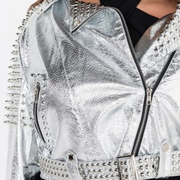 PLUS AZALEA WANG SILVER STUDDED OUT  CROP MOTO - Picture 3 of 9